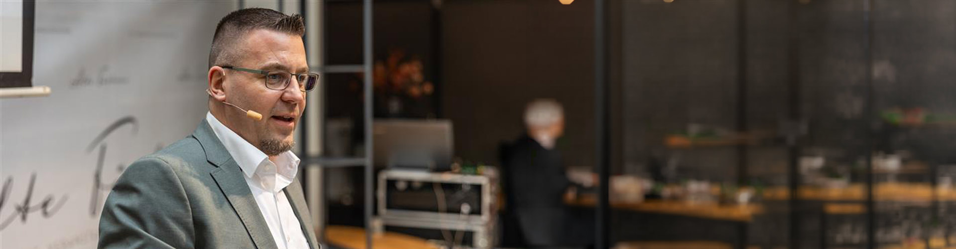 Kai-Uwe Damen Experte